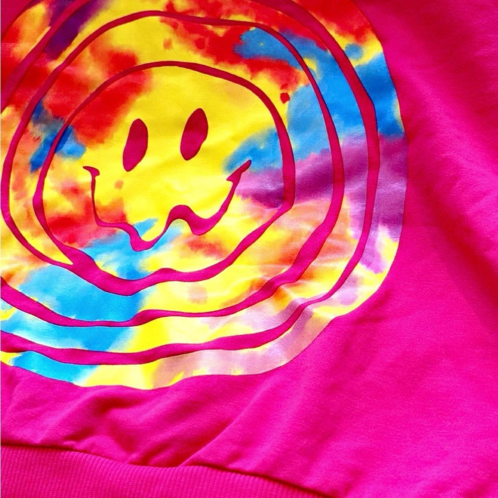 Vintage Colorful Smiley Face Graphic Sweat Shirt